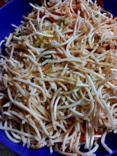 এগ হাক্কা নুডুলস (egg hakka noodles recipe in Bengali) রেসিপির প্রধান ছবি