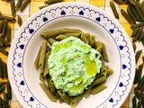 Fideos plumas de harina de arvejas con salsa de palta 🍝 Pasta seca penne rigate, alta en proteína