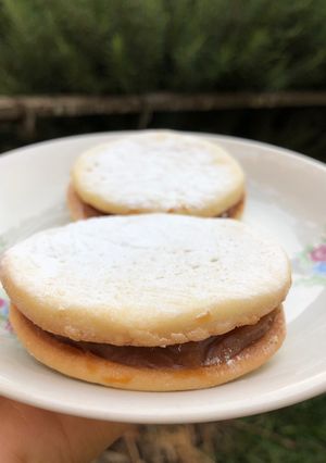 Una foto de Alfajores