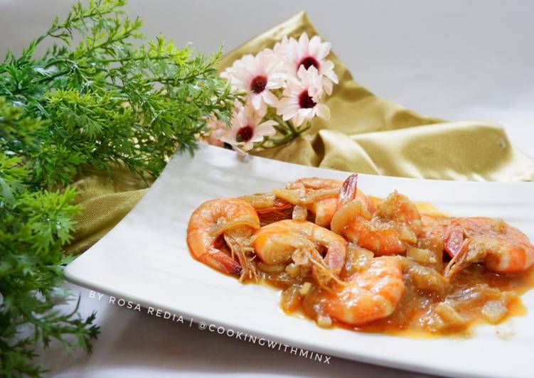 Langkah Mudah untuk Menyiapkan (Simple!) Udang Mentega Saos Anti Gagal
