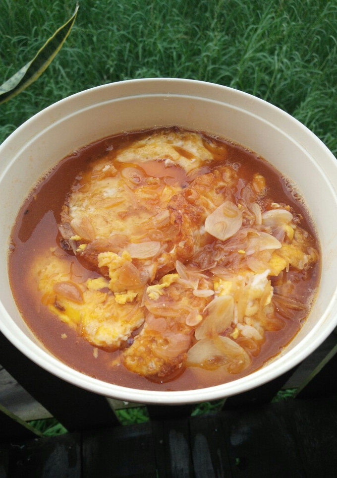 Foto resep Telur Ceplok Kuah Merah
