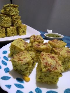 મેથી મકાઈ ના ઢોકળા (Methi Makai Dhokla Recipe In Gujarati) રેસીપી મુખ્ય ફોટો