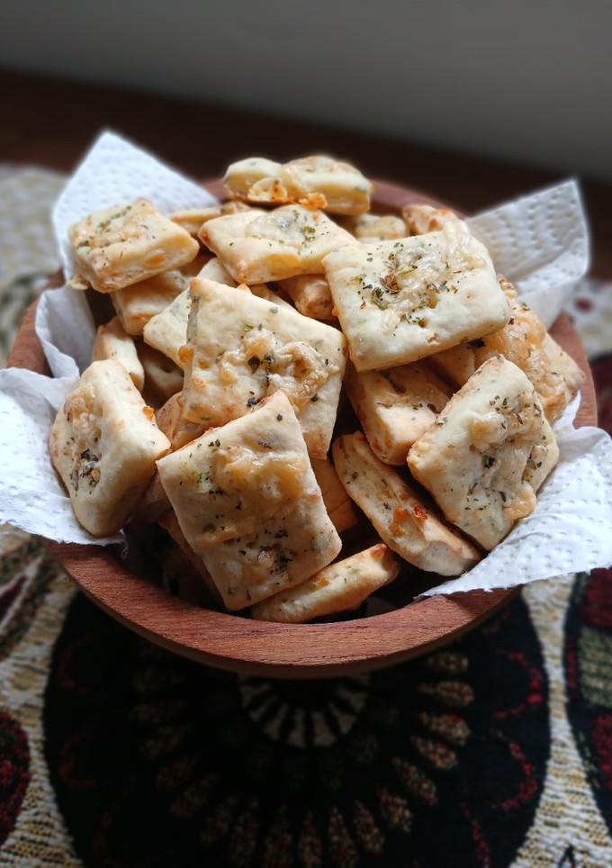 Una foto de Bizcochitos de queso 🤎