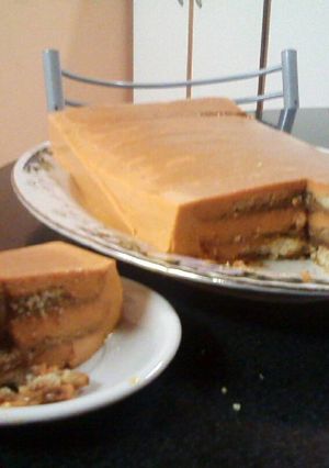 Una foto de Postre de vainillas, dulce de leche y flan