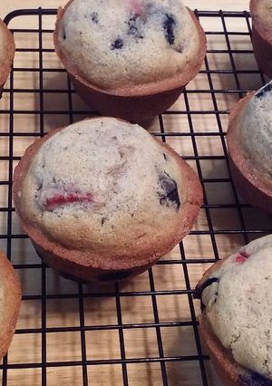 A picture of Mixed Berry Muffins.