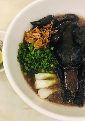Hình của món Cháo gà ác.
