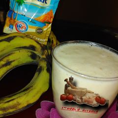 A picture of Banana smoothie.
