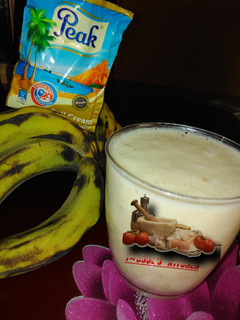 A picture of Banana smoothie.