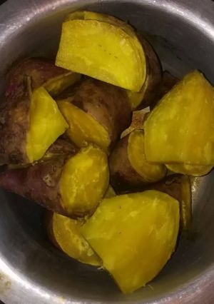 A picture of Boiled Sweet potato.
