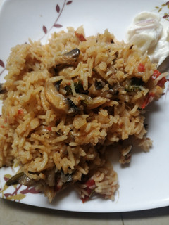 மஷ்ரூம் பிரியாணி (Mushroom biryani recipe in tamil) செய்முறை முக்கிய புகைப்படம்