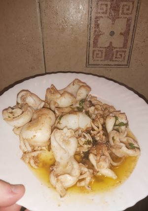 Una foto de Sepia en salsa verde con vinagre de módena