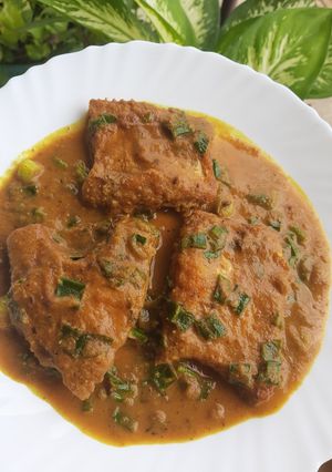 A picture of Fish Spring Onion Gravy.