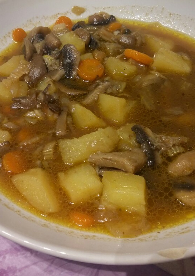 Una foto de Sopa de setas (sopa Ceska)