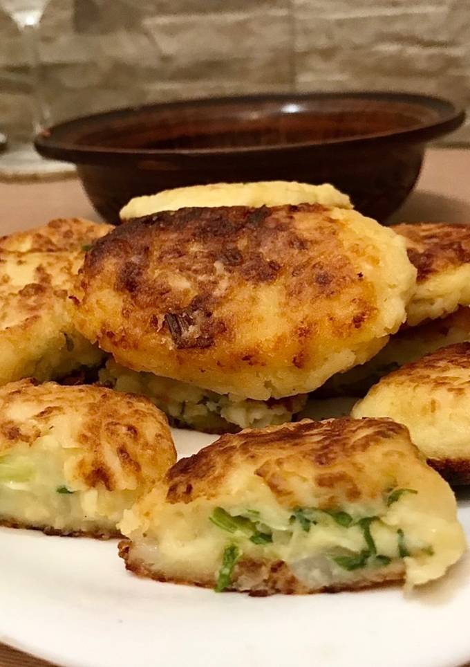 Зрази з яйцем і цибулею-порей🥧