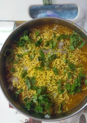 રગડા પેટીસ (Ragda petties recipe in Gujarati) રેસીપી મુખ્ય ફોટો
