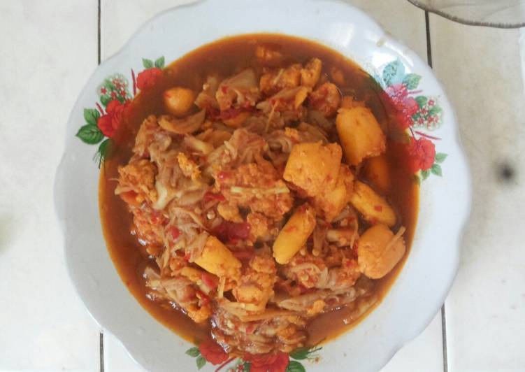 Bunga tebu jamur pedas vegetarian