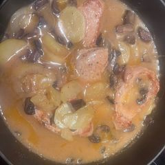 A picture of Scalloped Pork-Chops.