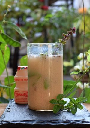 A picture of Probiotic Plantain stem Juice With Yakult.