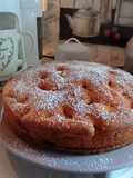 Torta morbida mascarpone e noci pesche