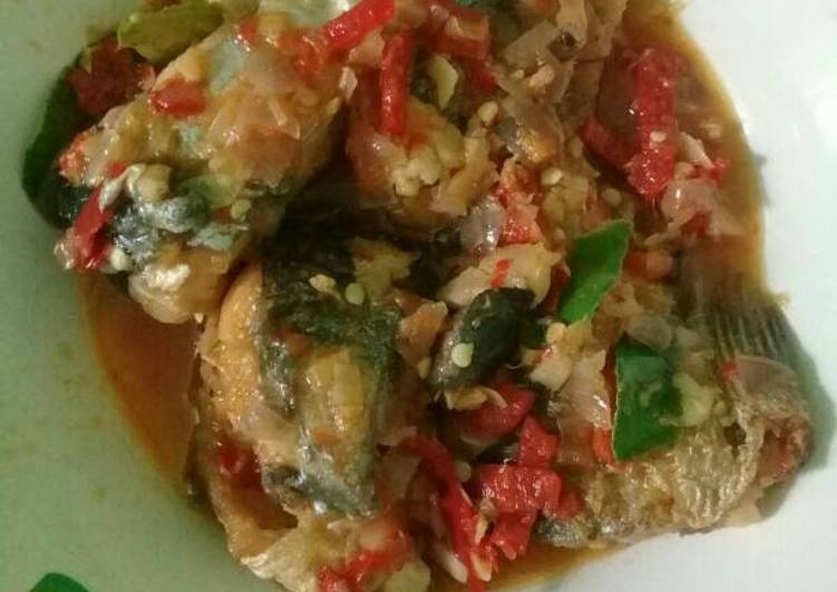 Cara buat Ikan Patin bumbu merah yang enak dan Mudah Dibuat