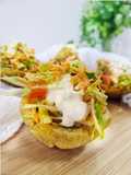 Cestitas de plátano macho rellenas con ensalada