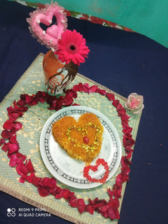 A picture of Arabian vermicelli kunafa.