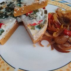 A picture of Egg moi moi.