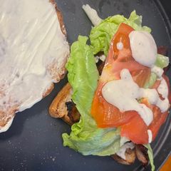 A picture of Blt.