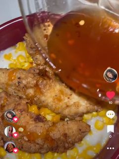 A picture of KFC Bowl.