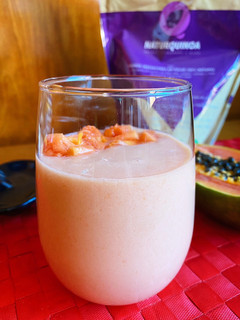 Una foto de Batido de papaya y Naturquinoa