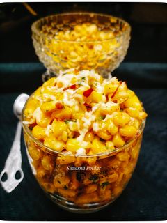 चीजी चिली स्वीट कॉर्न (cheese chilli sweet corn recipe in marathi) रेसिपी चे मुख्य फोटो