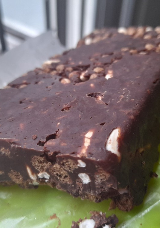 Una foto de Turrón navideño fácil & sano