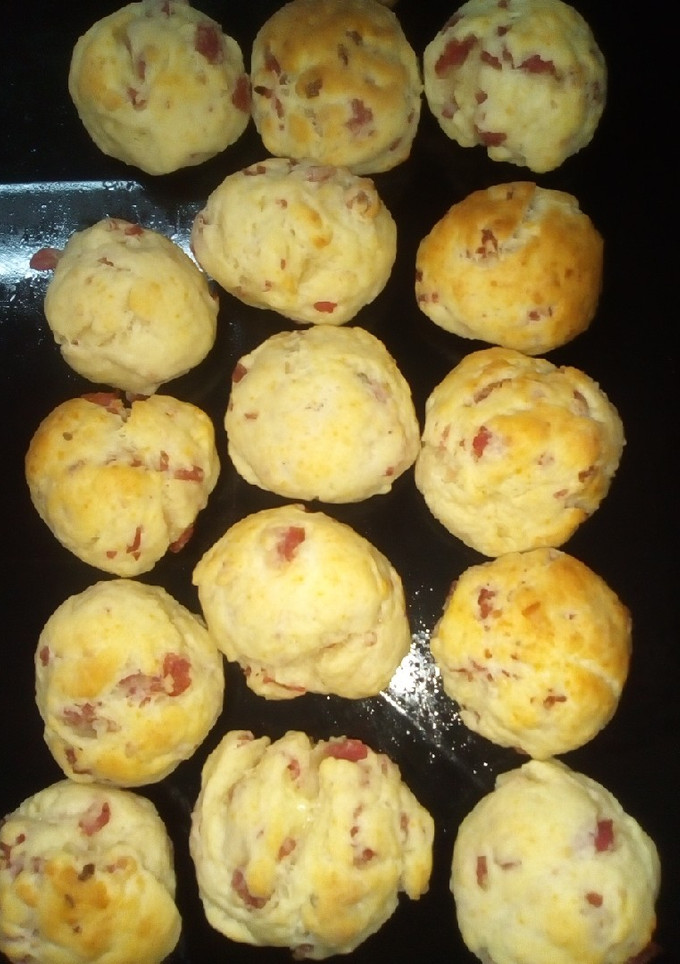 Una foto de Scones de salame y queso