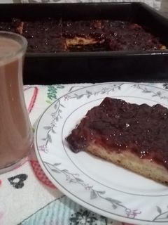 O poză a rețetei Tartă cu gem de prune în aluatul rămas de la pizza.