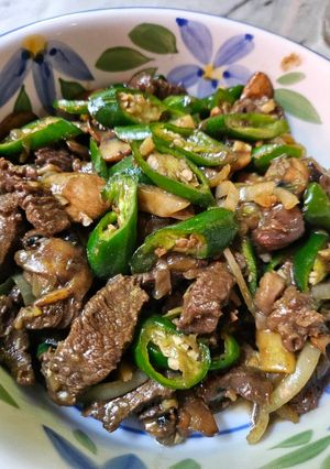 Foto resep Sapi Jamur Cabai Hijau