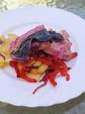 "Salmón" al horno con patatas panaderas