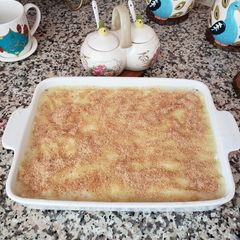 A picture of Potato tray with meat.