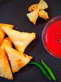 प्याज़ के पट्टी समोसे (pyaz ki patti samose recipe in Hindi)