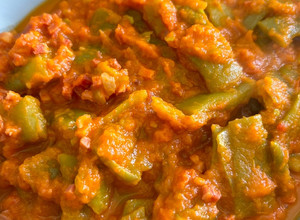 Foto principal de Judías verdes con tomate y jamón