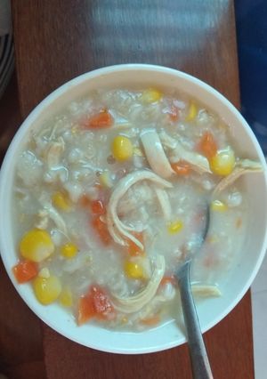 Hình của món Cháo yến mạch ngô ức gà.