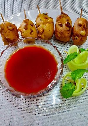 A picture of Aloo mungfali kebab.