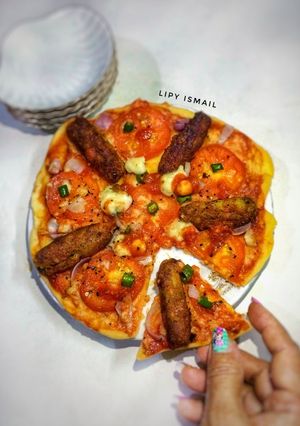 নো ইস্ট কাবাব পিৎজা (no yeast kabab pizza recipe in bengali) রেসিপির প্রধান ছবি