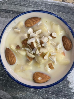 ફ્રુટ સલાડ (Fruit Salad Recipe In Gujarati) રેસીપી મુખ્ય ફોટો