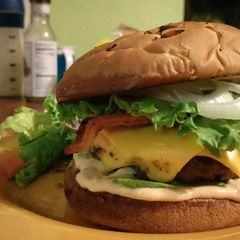 A picture of Damn Good Burger Sauce!.
