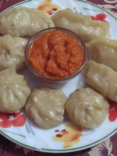 मोमोस (momos recipe in Hindi) रेसिपी मुख्य फोटो