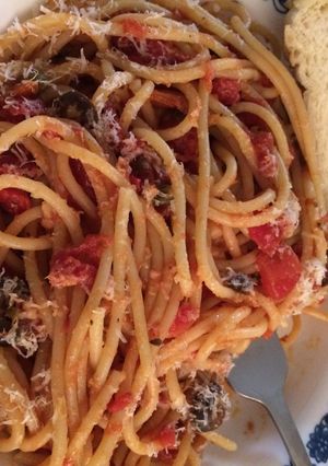 A picture of Spaghetti alla Puttanesca.