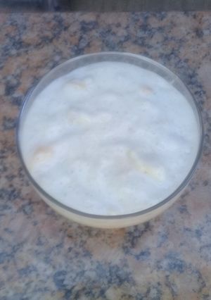 A picture of Greengage flavoured yoghurt.