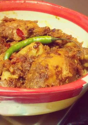 A picture of Chicken Do Pyaza (Chicken with Onions).