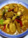 แกงกะทิไข่ปลาหมึกใส่กล้วยดิบ