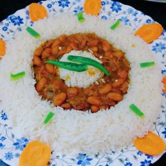A picture of Rajma Chawal.